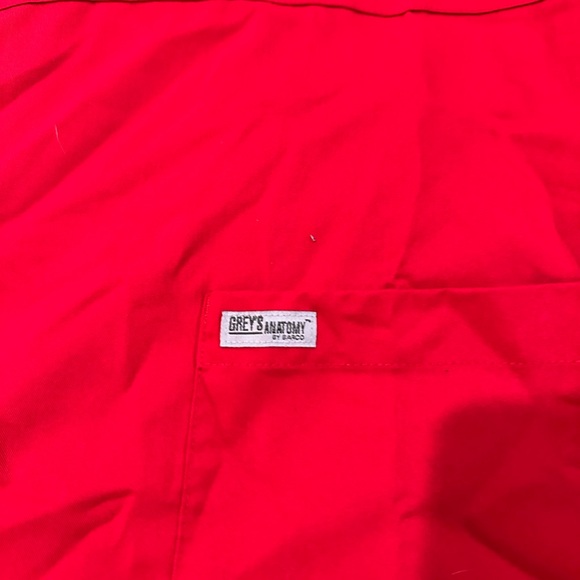 Grey's Anatomy Vibrant Red Scrub Top - Picture 4 of 10